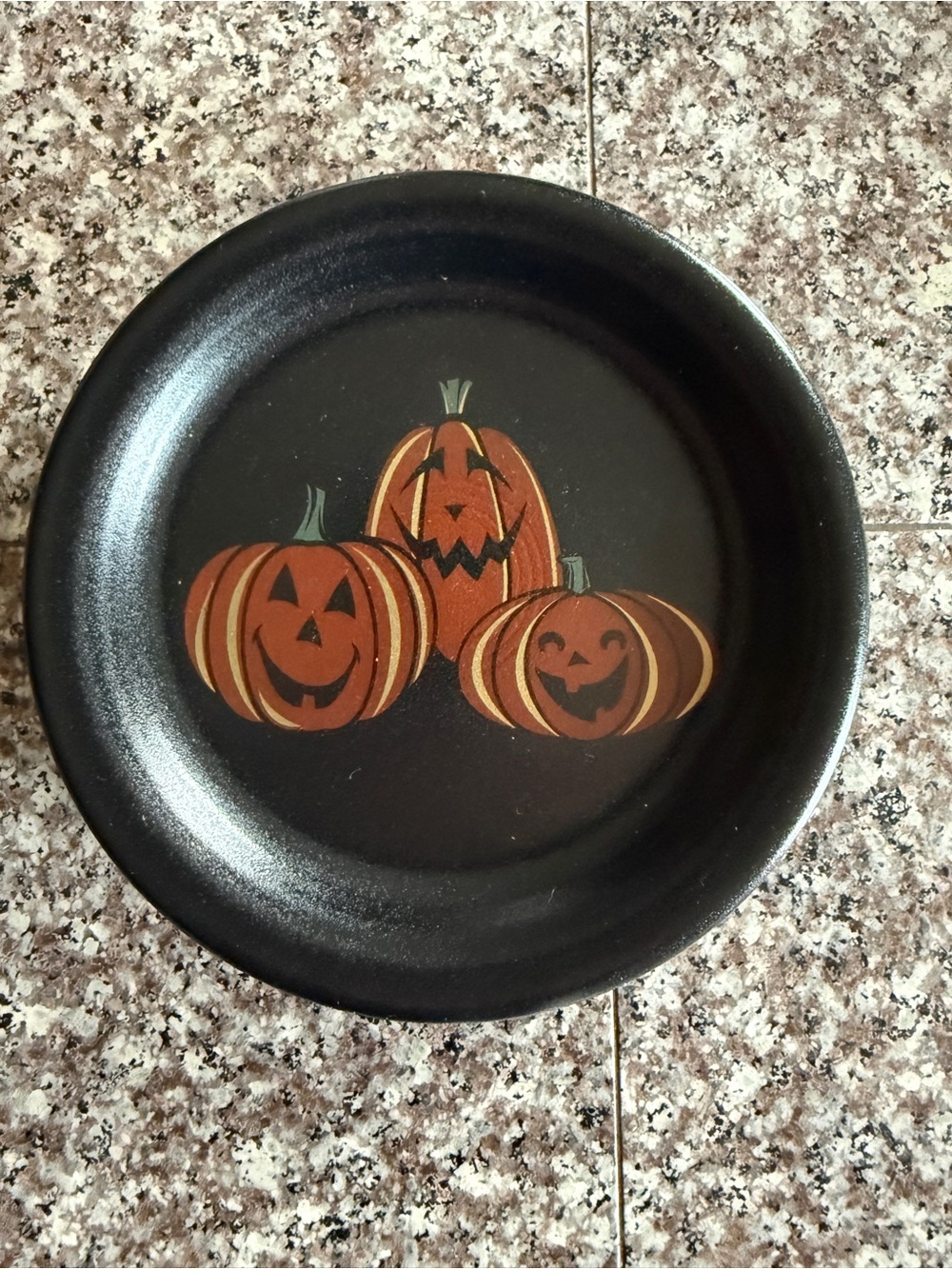 Homer Laughlin Black Plate with Orange Jack-O'-Lantern Pumpkins